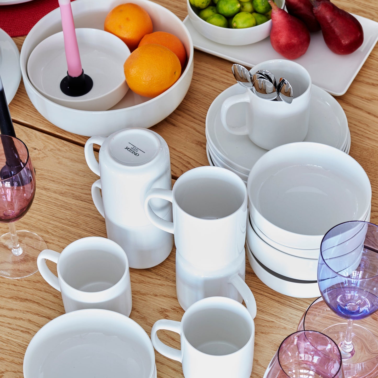 24 Seven White Mugs - Set of 4 VinylsBase