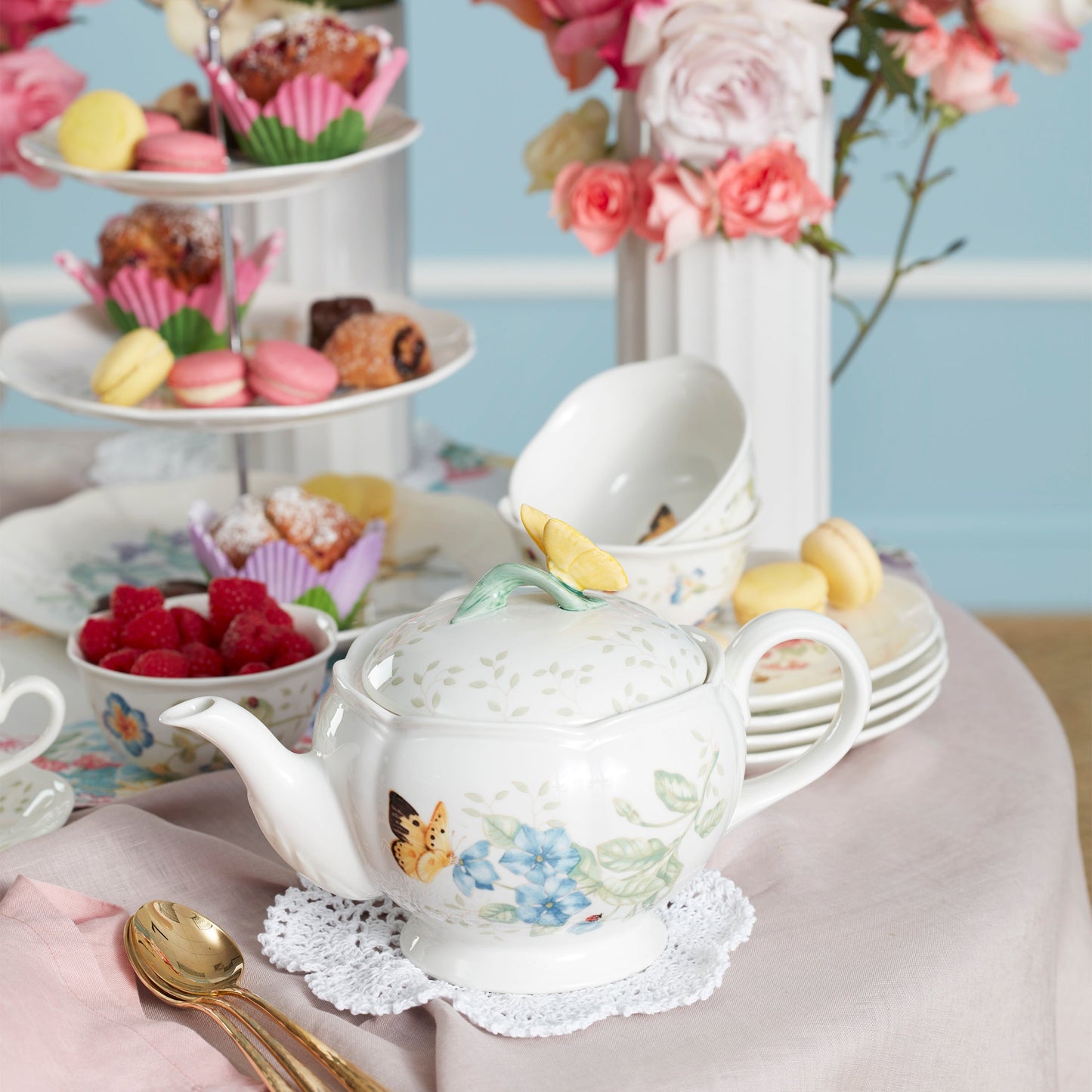 Butterfly Meadow 7-Piece Tea Set VinylsBase