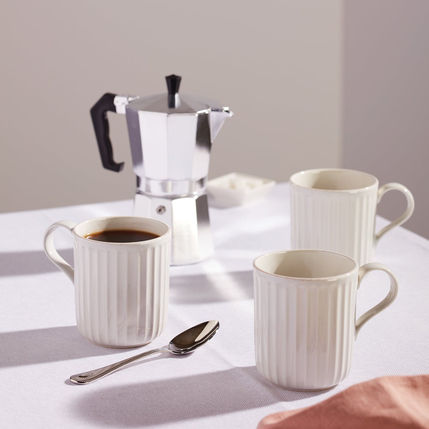 French Perle Scallop Mugs - Set of 4 VinylsBase