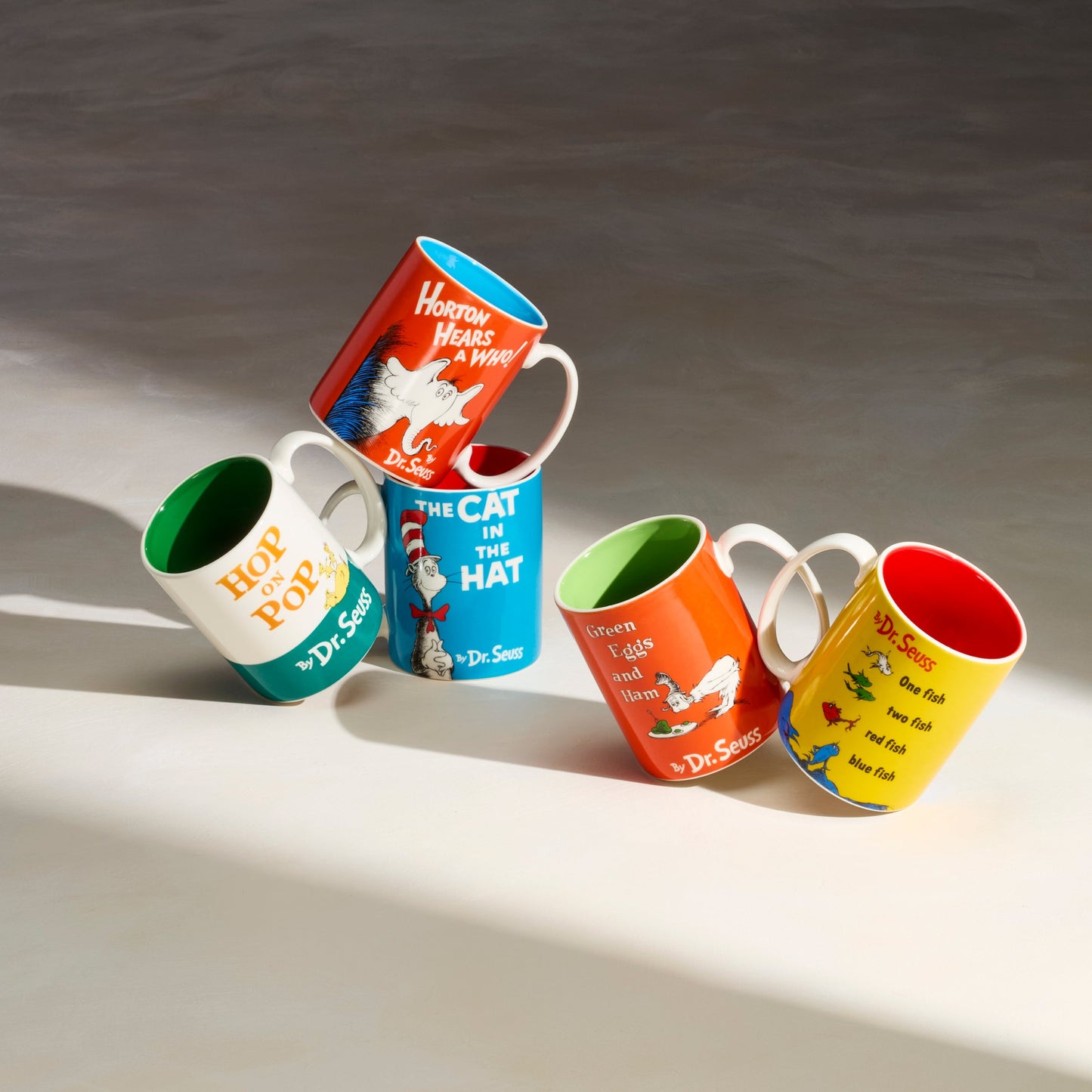 Dr. Seuss' The Cat In The Hat Mug VinylsBase