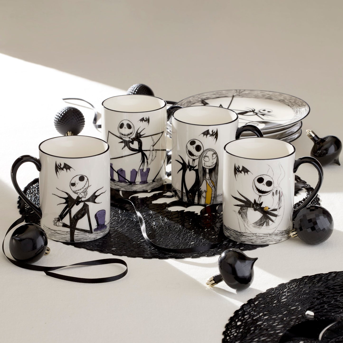 The Nightmare Before Christmas Mugs - Set of 4 VinylsBase