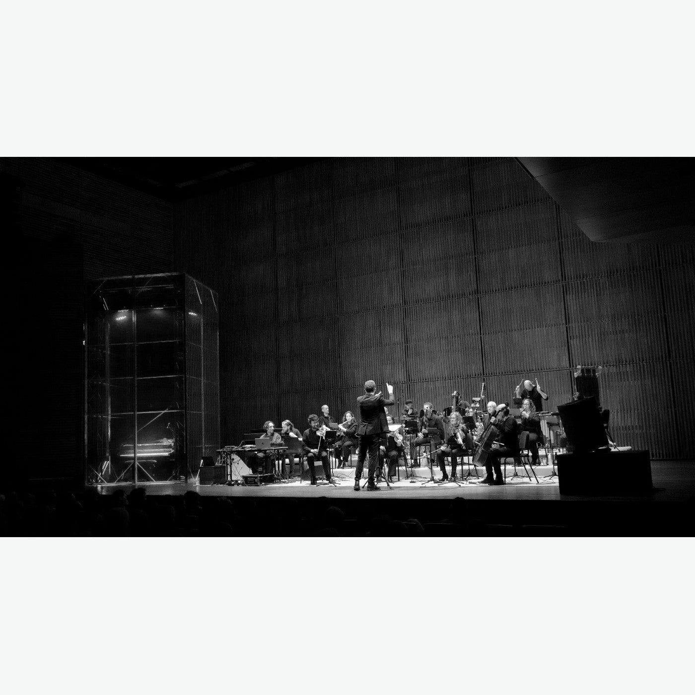 Music For 17 Musicians [Vinyl] vinylsbase